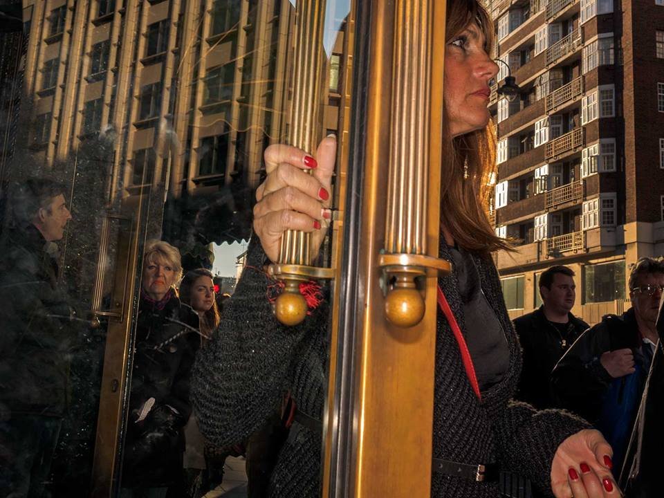 Οι πλούσιοι των Harrods: Ενα αποκαλυπτικό φωτογραφικό πρότζεκτ για τη χλιδή των ολίγων [εικόνες]  | iefimerida.gr 2