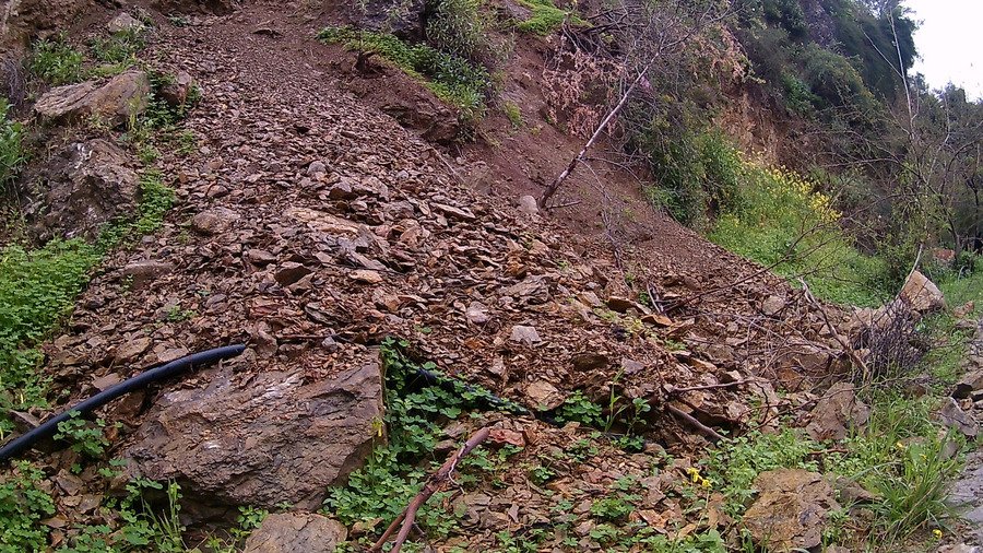 Ναύπλιο: Κατολίσθηση βράχων κάτω από το Παλαμήδι [εικόνες & βίντεο] | iefimerida.gr 2