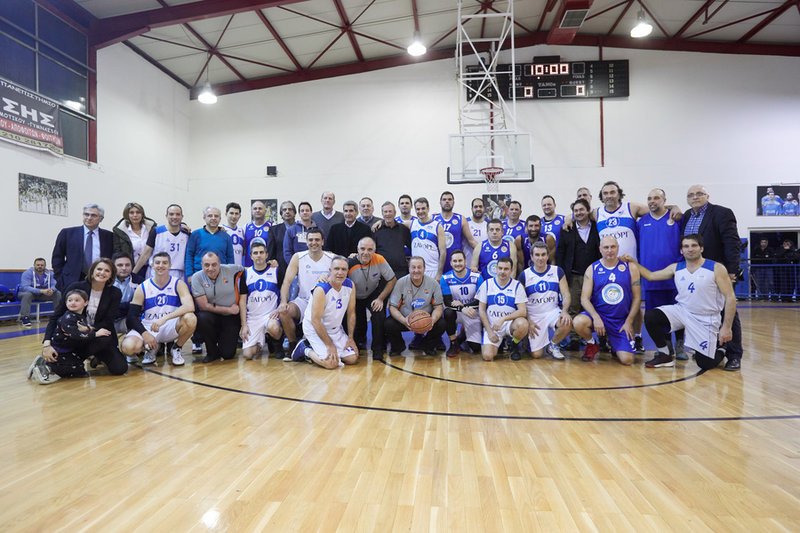 Ο Κυριάκος Μητσοτάκης έπαιξε μπάσκετ με βουλευτές για καλό σκοπό [εικόνες] | iefimerida.gr 3