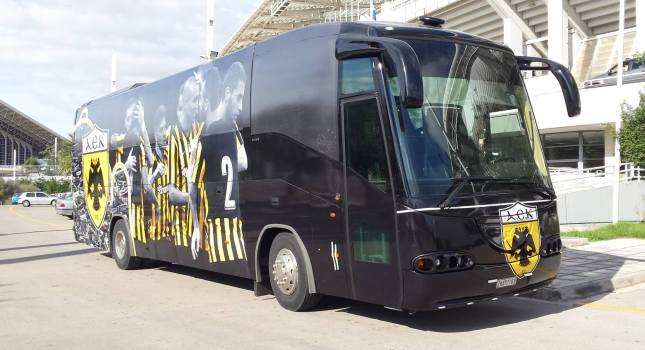 ΑΕΚ: Νέο πούλμαν, ίδια ενδεκάδα με Ατρομήτο [εικόνες] | iefimerida.gr 0