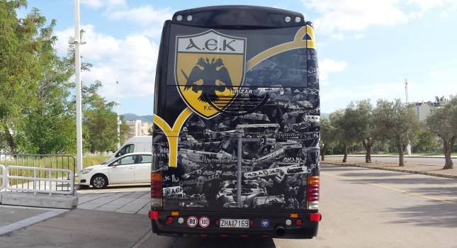 ΑΕΚ: Νέο πούλμαν, ίδια ενδεκάδα με Ατρομήτο [εικόνες] | iefimerida.gr 2