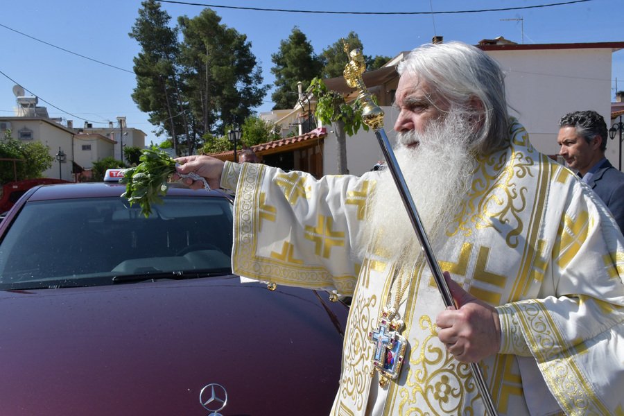 Ναύπλιο: Κάνουν αγιασμό σε ΙΧ και μηχανάκια -Γιορτάζει ο προστάτης των οδηγών Αγ. Χριστόφορος [εικόνες] | iefimerida.gr 5