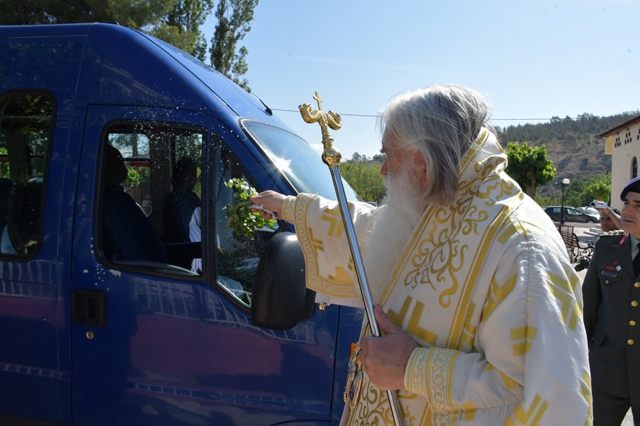 Ναύπλιο: Κάνουν αγιασμό σε ΙΧ και μηχανάκια -Γιορτάζει ο προστάτης των οδηγών Αγ. Χριστόφορος [εικόνες] | iefimerida.gr 6