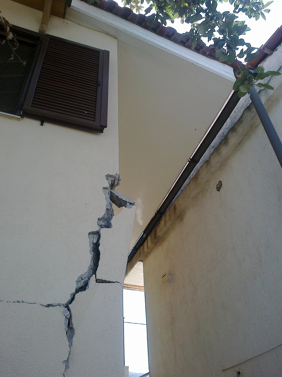 Τι άφησε πίσω του ο σεισμός στην Αμφίκλεια – Φωτογραφικό οδοιπορικό [εικόνες] | iefimerida.gr 1