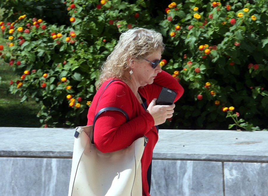 O κοκέτης Ηλίας Κασιδιάρης: Εφυγε από τη Βουλή, άλλαξε και έβαλε το καλό του το κοστούμι για να πάει στον Αρειο Πάγο [εικόνες] | iefimerida.gr 1