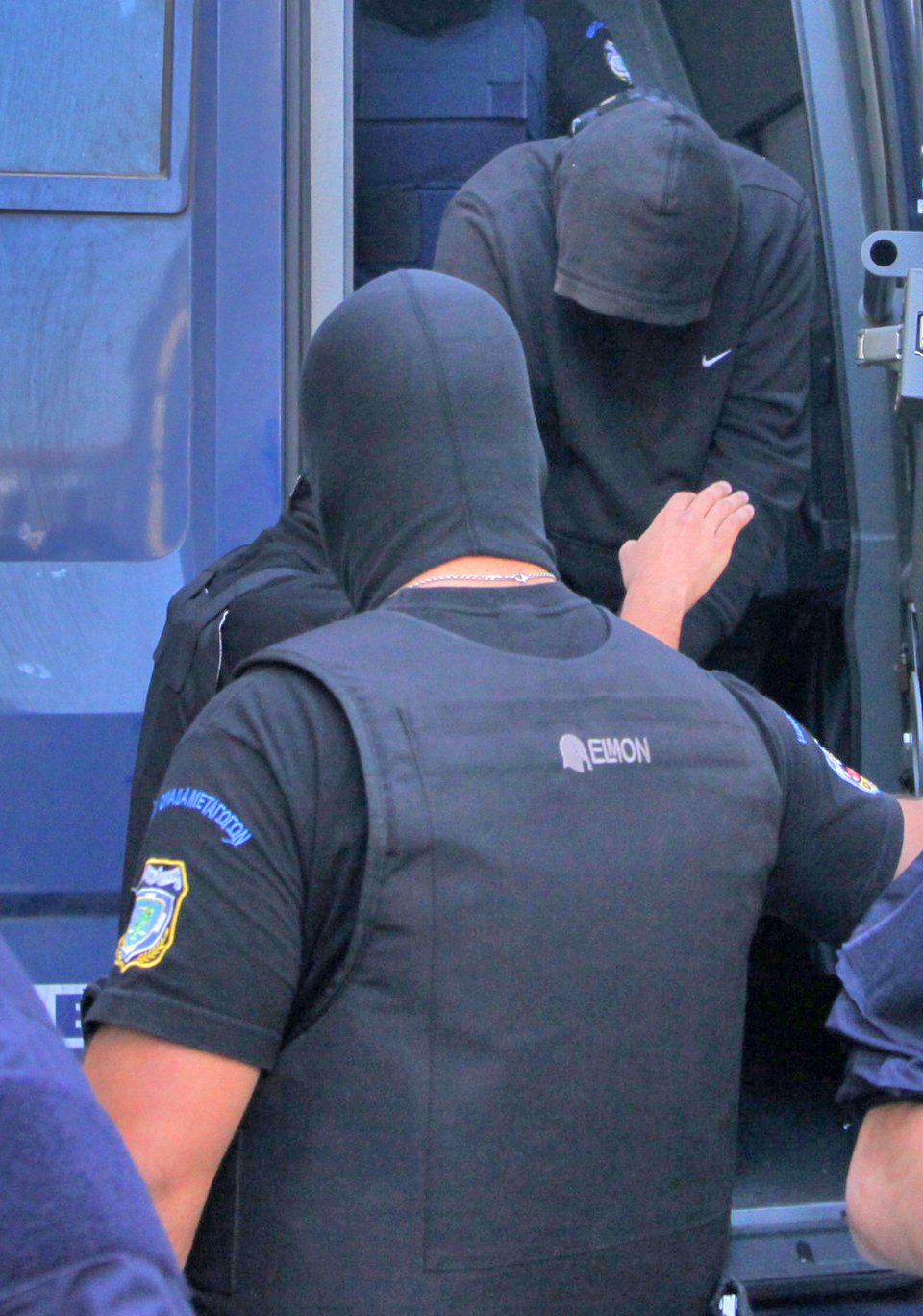 Ηοοdies: Τα φοράνε οι σταρ του Χόλιγουντ, ο Ρουπακιάς και άλλοι συλληφθέντες – Η μόδα πάει παντού [εικόνες] | iefimerida.gr 2