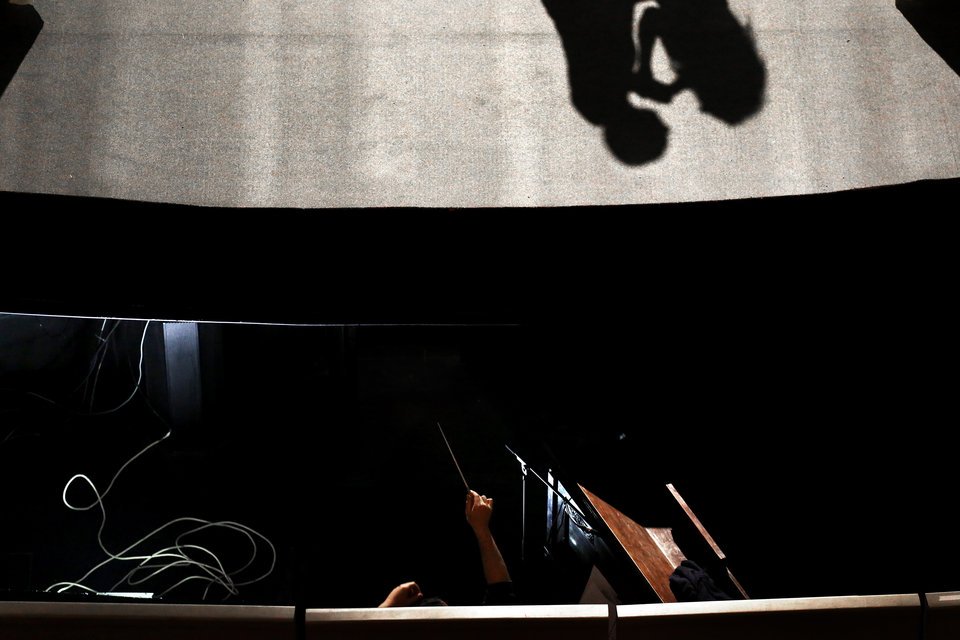 Aυτό είναι το ομορφότερο θέατρο της Ελλάδας– Φωτογραφική ξενάγηση στο Δημοτικό Θέατρο Πειραιά [εικόνες] | iefimerida.gr 2