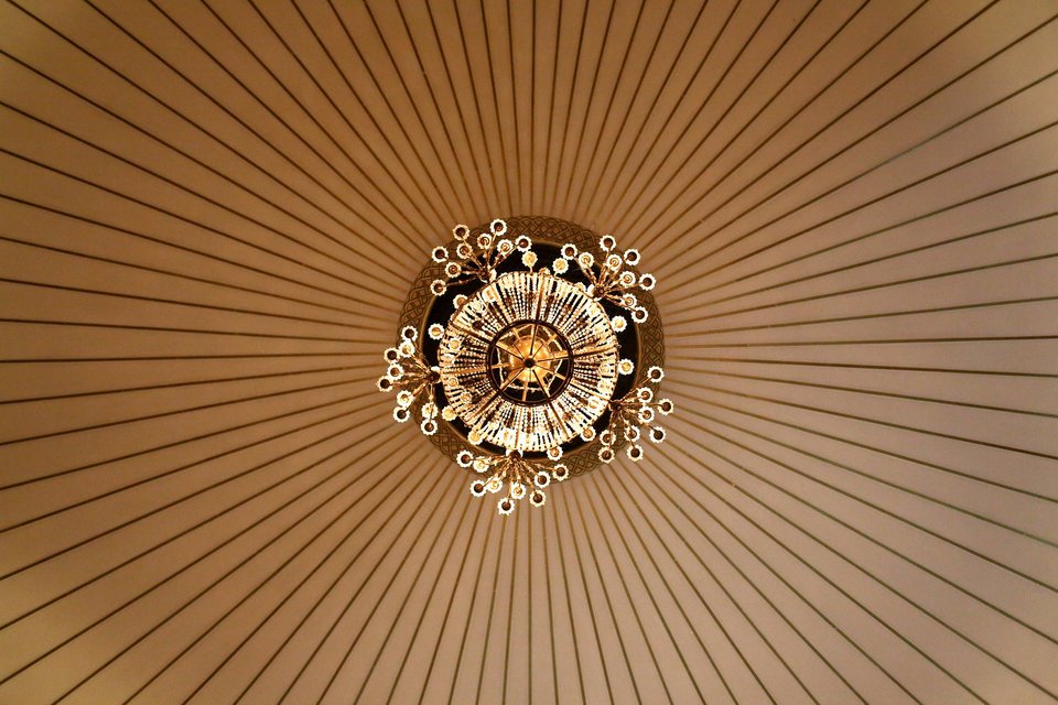 Aυτό είναι το ομορφότερο θέατρο της Ελλάδας– Φωτογραφική ξενάγηση στο Δημοτικό Θέατρο Πειραιά [εικόνες] | iefimerida.gr 0