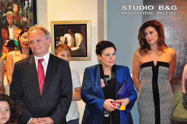 Τι ενώνει την Ευγενία Μανωλίδου με την Μαρίνα Λαμπράκη Πλάκα της Πινακοθήκης [εικόνες] | iefimerida.gr 1