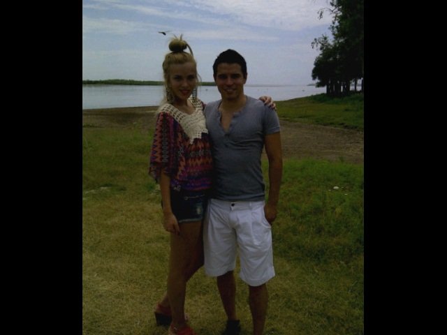 Αυτό το κορίτσι θα φέρει μαζί του στην Αθήνα ο Χαβιέ Σαβιόλα [εικόνες]  | iefimerida.gr 1