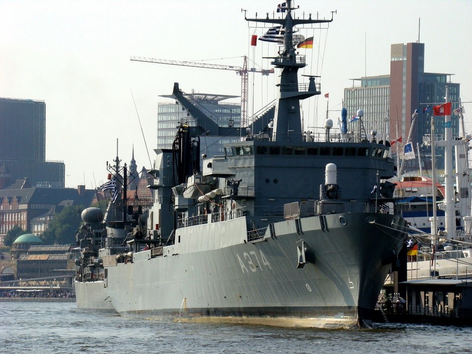 Μετά το «ΣΑΛΑΜΙΣ» και η φρεγάτα «ΠΡΟΜΗΘΕΑΣ» φεύγει για Λιβύη [εικόνα] | iefimerida.gr 0