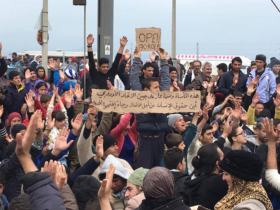 Ειδομένη: 7.000 πρόσφυγες στην αναμονή για το ταξίδι προς το όνειρο...[εικόνες] | iefimerida.gr 1