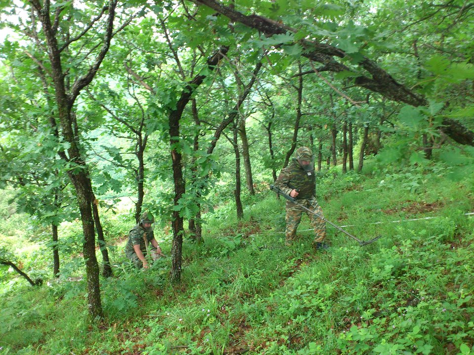 Τι γυρεύουν 11 Ιρακινοί αξιωματικοί στο Λουτράκι; [εικόνες] | iefimerida.gr 1