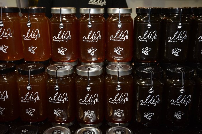 Σπάνιες ποικιλίες ελληνικού μελιού και παρουσίαση νέων προϊόντων στο 9ο Φεστιβάλ Ελληνικού Μελιού & Προϊόντων Μέλισσας [εικόνες] | iefimerida.gr 4