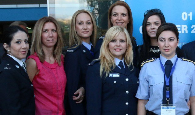 Ξαφνικά το Ηράκλειο γέμισε με όμορφες αστυνομικίνες -Ποιες είναι και τι γύρευαν στην Κρήτη [εικόνες] | iefimerida.gr 0