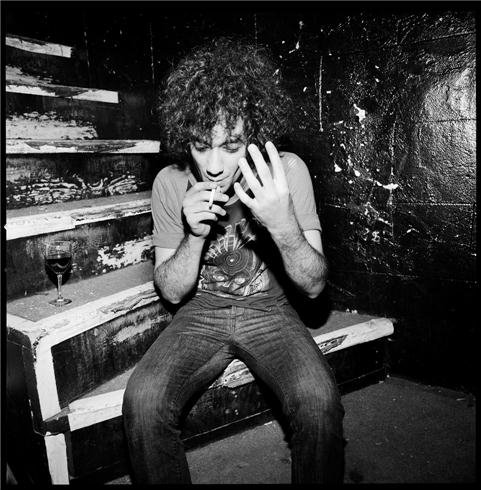 Διάσημοι ροκ σταρ σε άγνωστες πτυχές της ζωής τους [εικόνες] | iefimerida.gr 3