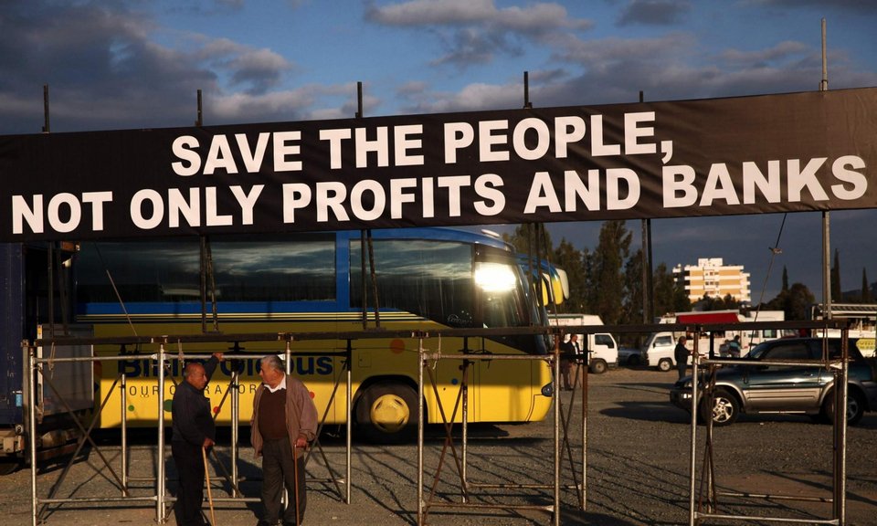 «Θερμή» υποδοχή Ντράγκι στη Λευκωσία -Διαδηλώσεις και συνθήματα εναντίον του [εικόνες] | iefimerida.gr 4