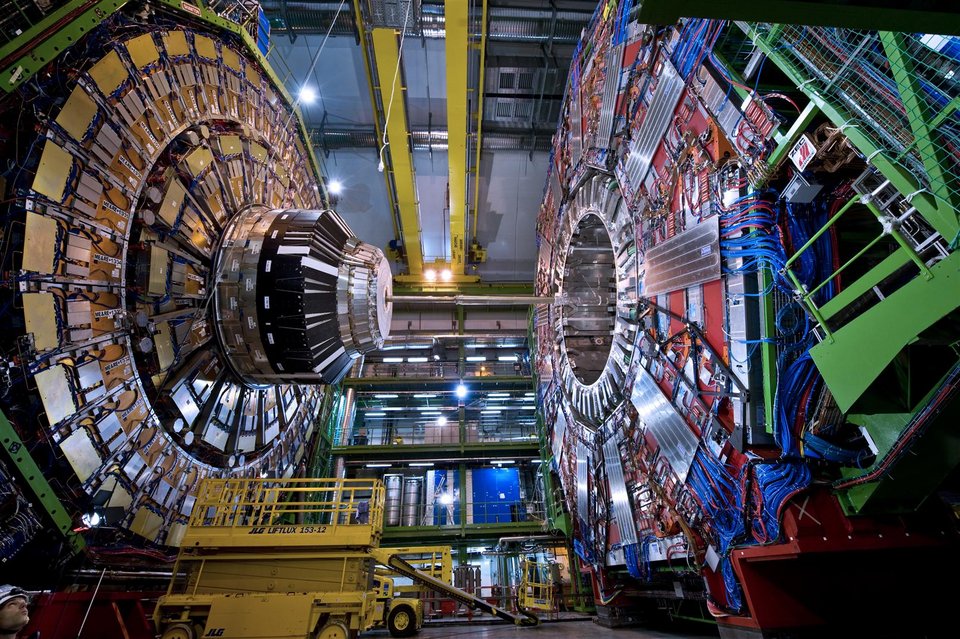 Ετοιμος να λειτουργήσει ο επιταχυντής του CERN – Νέα αναζήτηση για το σωματίδιο του Θεού [εικόνες] | iefimerida.gr 0