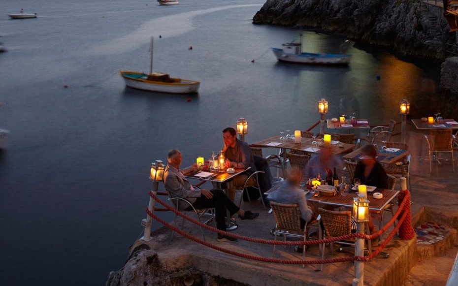 Τα εστιατόρια με την πιο όμορφη θέα στον κόσμο - Η Σαντορίνη ξεχωρίζει ξανά [εικόνες] | iefimerida.gr 2