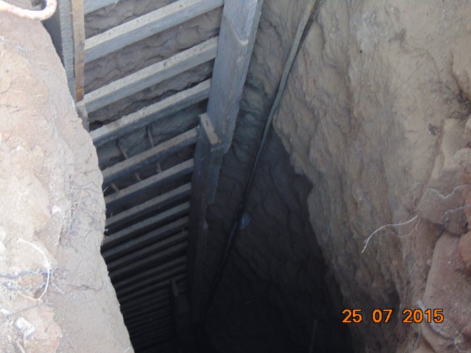 Εσκαβαν σε αρχαιολογικό χώρο επειδή είχαν δει σε όνειρο λίρες και κοσμήματα [εικόνες] | iefimerida.gr 2