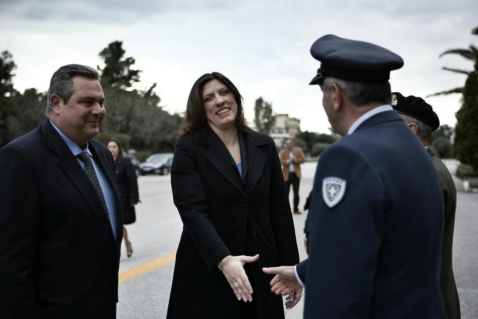 Η Ζωή στο Πεντάγωνο -Κόκκινα χαλιά, επιθεώρησε άγημα [εικόνες] | iefimerida.gr 8