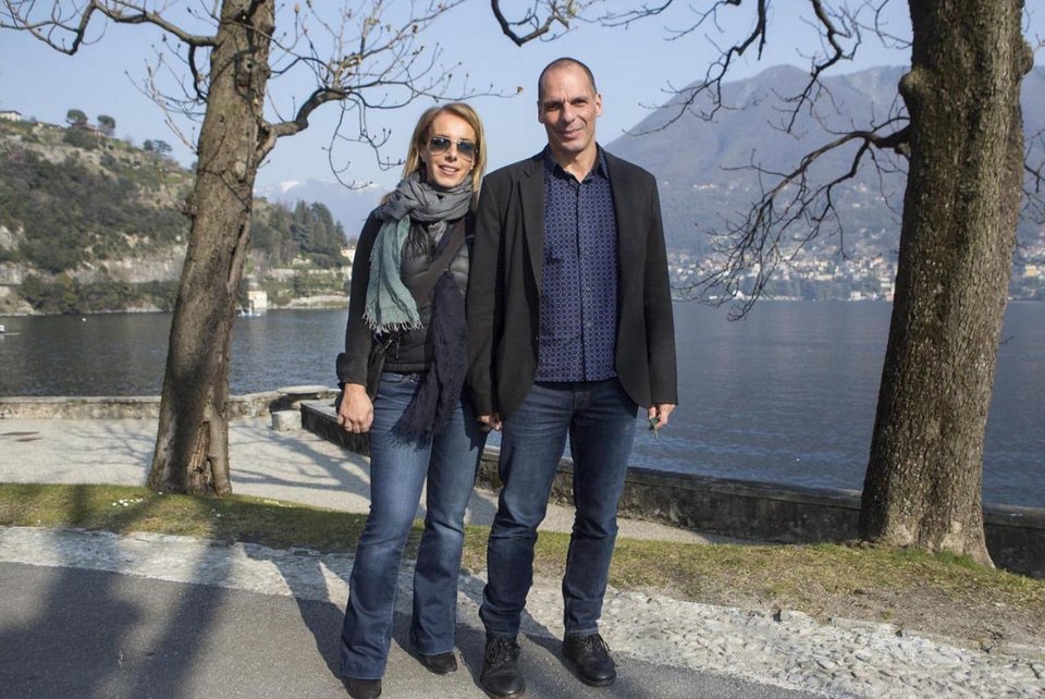 Η κρίση έκανε celebrities το ζεύγος Βαρουφάκη-Στράτου -Μια αναδρομή σε 6 μήνες ταραχής [εικόνες] | iefimerida.gr 1