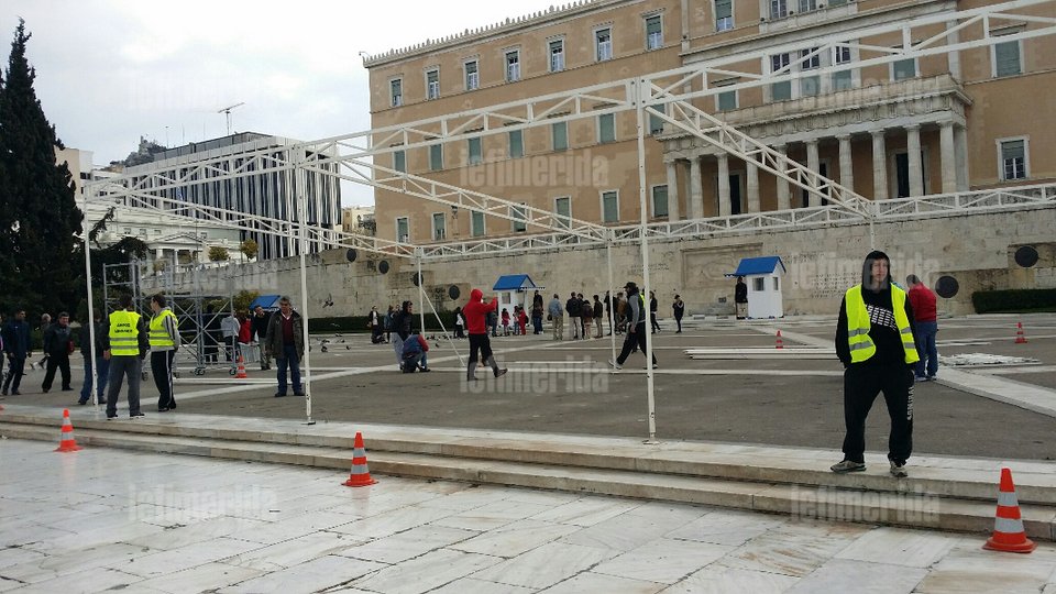 Αποκλειστικό: Πως θα κάτσουν ο Πρόεδρος της Δημοκρατίας και οι άλλοι επώνυμοι στην παρέλαση της 25ης Μαρτίου [εικόνες] | iefimerida.gr 1