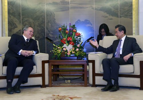 Συνάντηση Κοτζιά με τον Κινέζο ΥΠΕΞ στο Πεκίνο [εικόνες] | iefimerida.gr 0