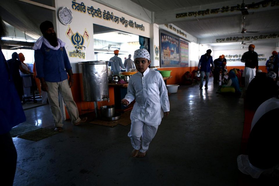 Οι Σιχ της Αθήνας γιόρτασαν τη δική τους Πρωτοχρονιά - Σκηνές bollywood στον Ταύρο [εικόνες] | iefimerida.gr 41