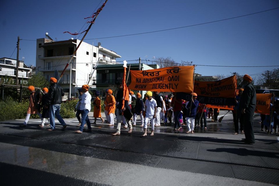 Οι Σιχ της Αθήνας γιόρτασαν τη δική τους Πρωτοχρονιά - Σκηνές bollywood στον Ταύρο [εικόνες] | iefimerida.gr 12