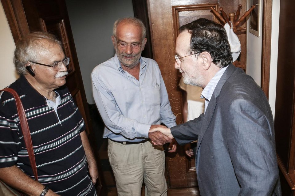 Πολιτικός γάμος Λαφαζάνη-Αλαβάνου -Κοινό μέτωπο κατά του ευρώ | iefimerida.gr 2