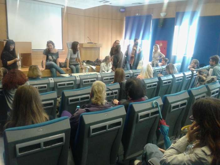 «Εισβολή» αναπληρωτών εκπαιδευτικών στο υπουργείο Παιδείας [εικόνες] | iefimerida.gr 0