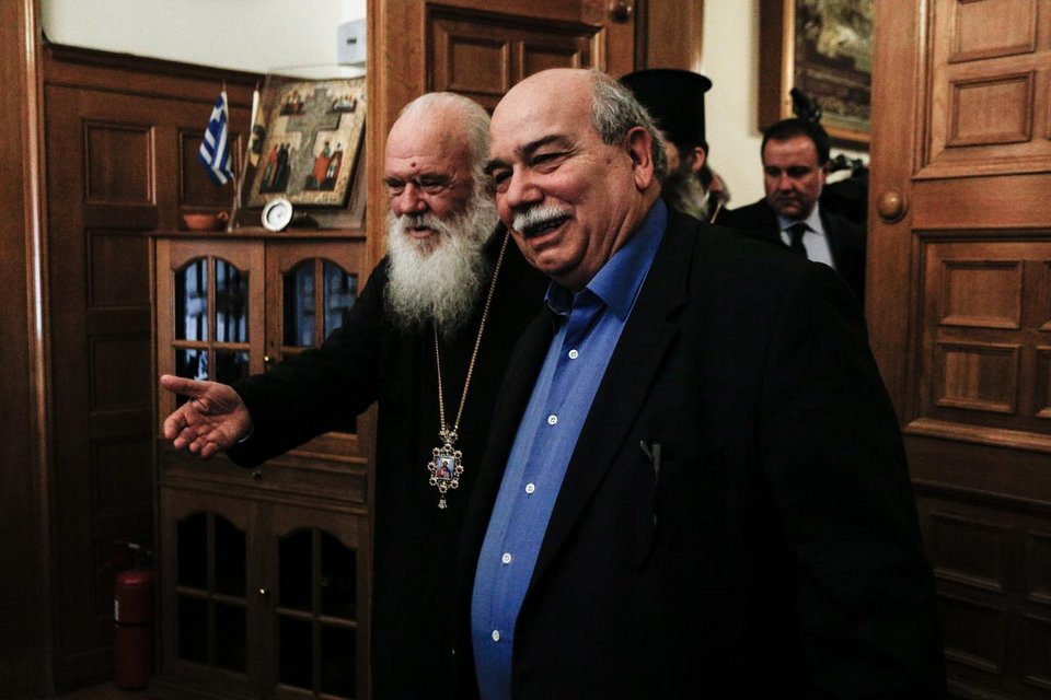 Βούτσης: Ανησυχούμε για το προσφυγικό – Ιερώνυμος: Η Ευρώπη δημιουργήθηκε από πρόσφυγες | iefimerida.gr 2