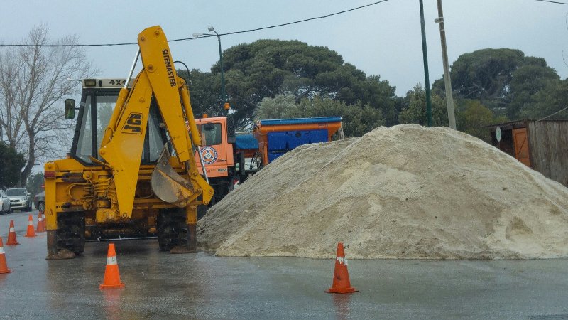 Στα λευκά η Αττική -Χιόνι στα Βόρεια Προάστια [εικόνες] | iefimerida.gr 9