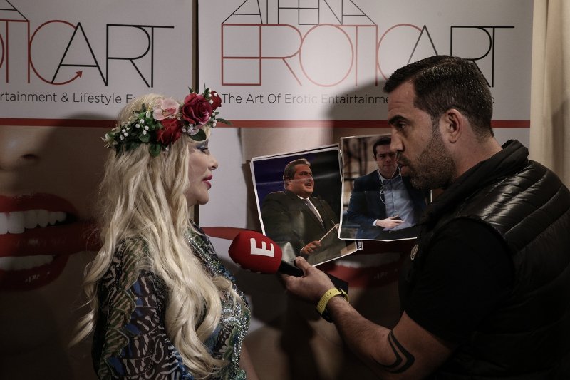 Η Τσιτσιολίνα απάντησε ποιος είναι πιο σέξι -Τσίπρας ή Καμμένος [εικόνες] | iefimerida.gr 1