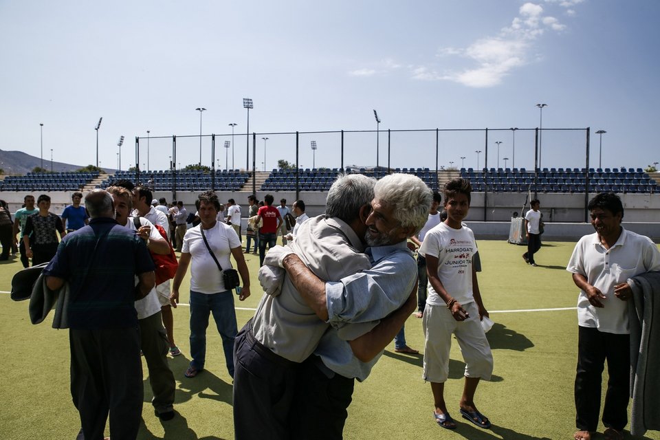 Οι μουσουλμάνοι πρόσφυγες στο Ελληνικό γιορτάζουν το τέλος του Ραμαζανιού [εντυπωσιακές εικόνες] | iefimerida.gr 10