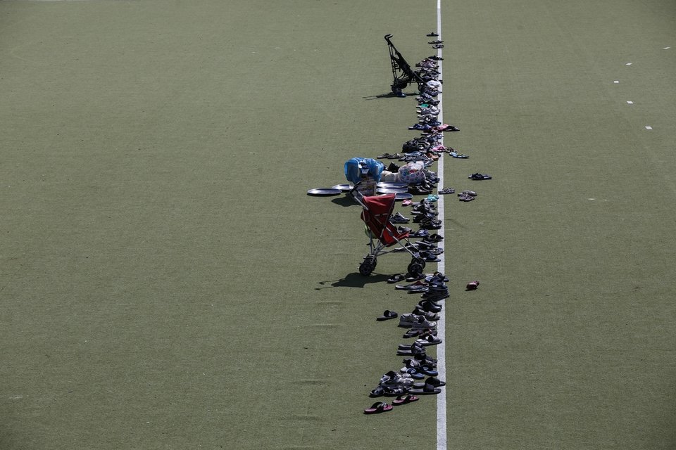 Οι μουσουλμάνοι πρόσφυγες στο Ελληνικό γιορτάζουν το τέλος του Ραμαζανιού [εντυπωσιακές εικόνες] | iefimerida.gr 7