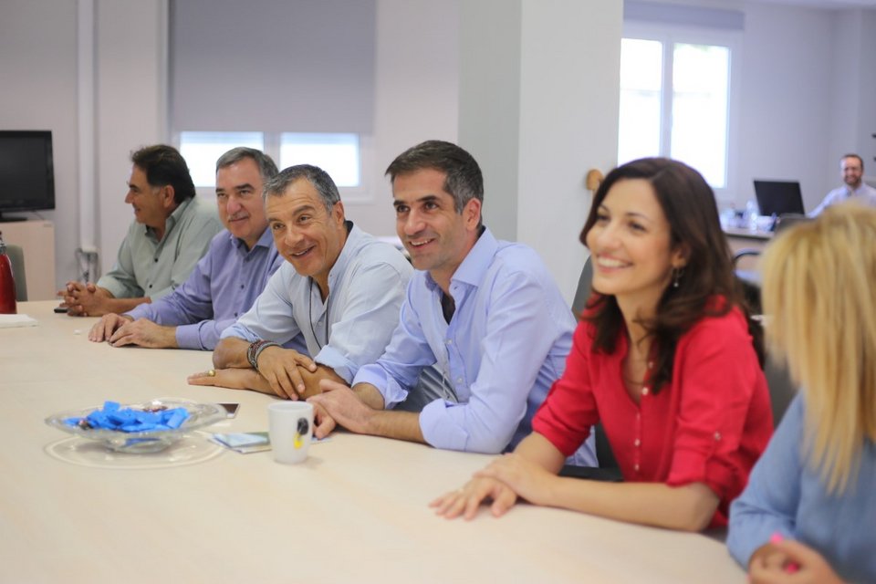 Η περιοδεία του Σταύρου Θεοδωράκη στη Στερεά Ελλάδα- Τι είπε για τον νέο φορέα στο Κέντρο [εικόνες] | iefimerida.gr 3