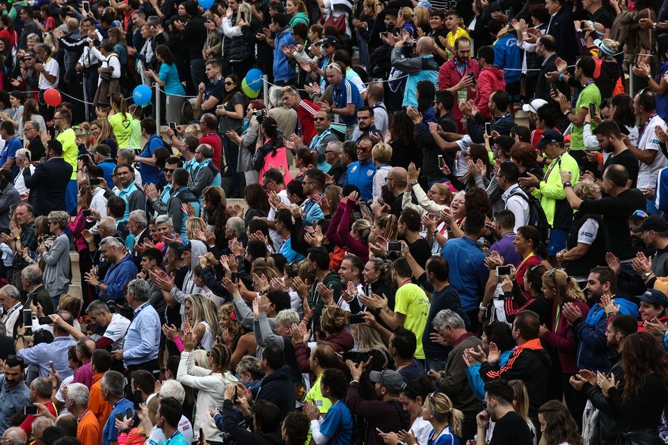 Ο 35ος Μαραθώνιος της Αθήνας μέσα από τον φωτογραφικό φακό -«Γιορτή»με 50.000 δρομείς [εικόνες]  | iefimerida.gr 12