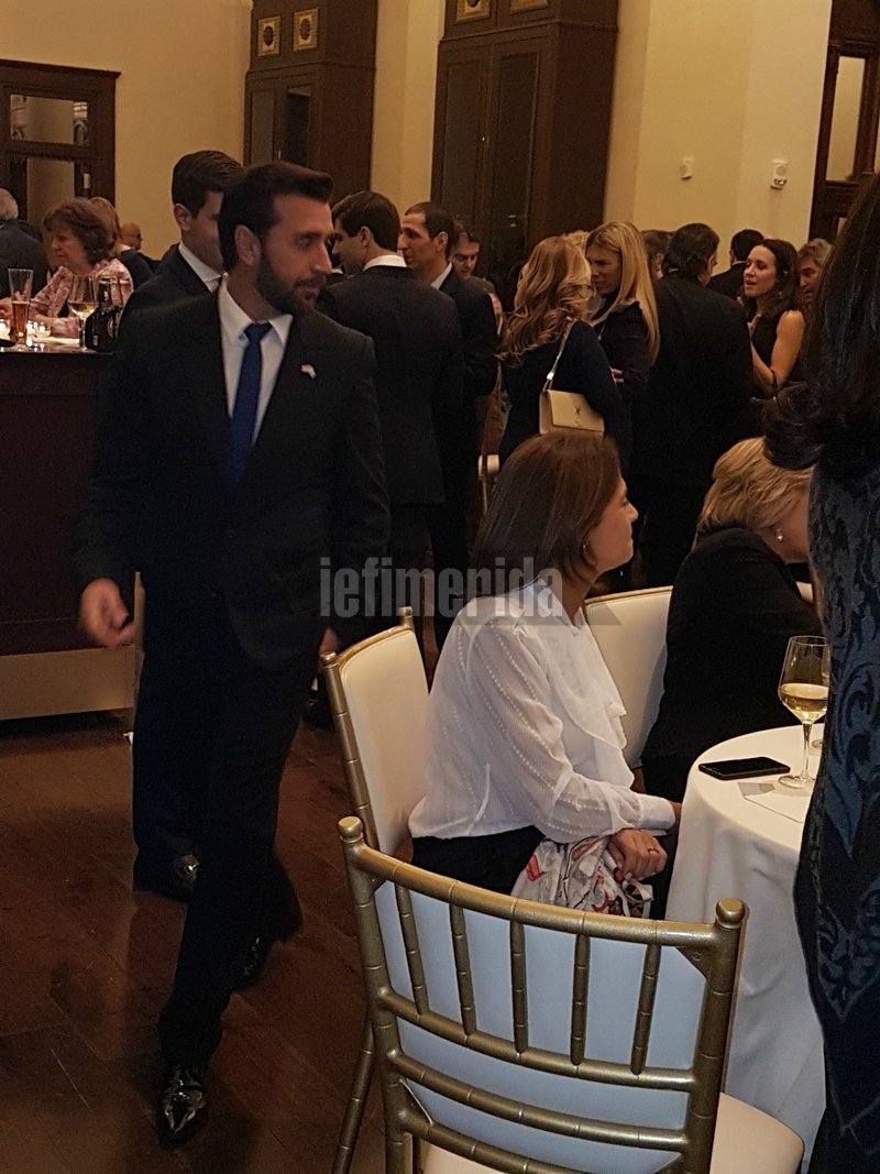 Καλομοίρα και Θάνος Πετρέλης στο ξενοδοχείο του Τραμπ -Μετά τη δεξίωση για την Ελλάδα στον Λευκό Οίκο [εικόνες] | iefimerida.gr 3