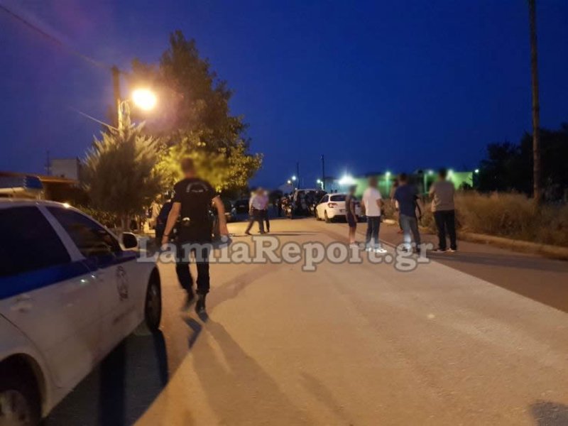 Λαμία: Αγριο ξύλο μεταξύ Ρομά για τα μάτια μιας γυναίκας [εικόνες & βίντεο] | iefimerida.gr 0