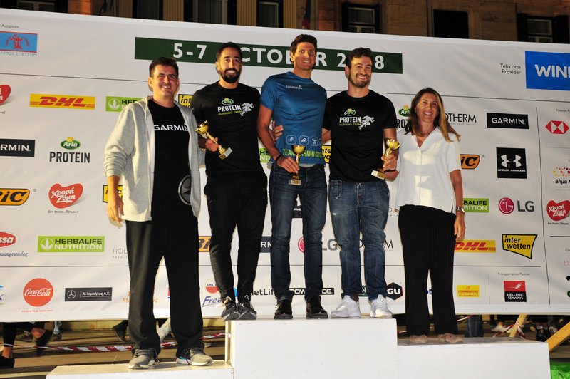 Βραβευση elite αθλητων στα 5000 μ κολύμπι (Δημητρης Κουλούρης Στεφανος Δημητριάδης, Ρωμανός Αλυφαντής).