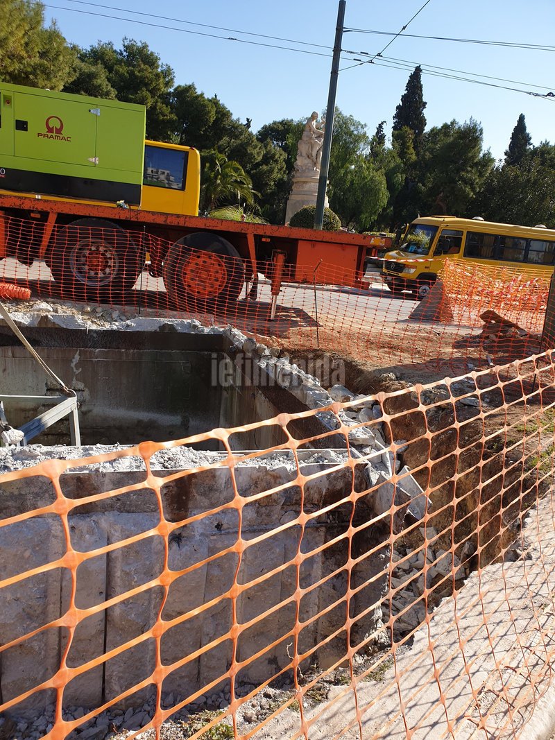 Αποκλειστικό: Στους Στύλους του Ολυμπίου Διός τοποθετείται το άγαλμα του Μ. Αλεξάνδρου [εικόνες] | iefimerida.gr 2