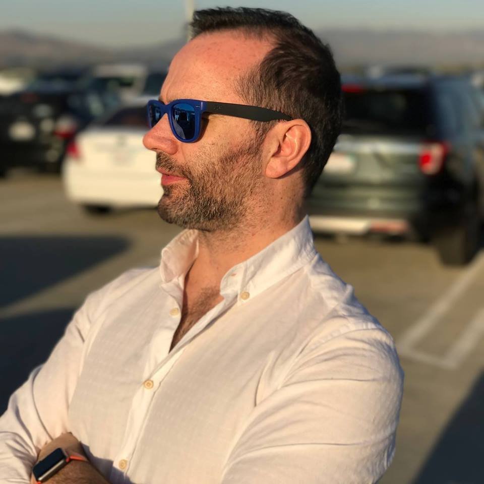 «Αηδιαστική τζαμπατζού» -Ξενοδόχος ξεφτιλίζει Youtuber που του ζήτησε δωρεάν διαμονή με αντάλλαγμα... δυο καλά λόγια στο κανάλι της [εικόνες & βίντεο] | iefimerida.gr 1