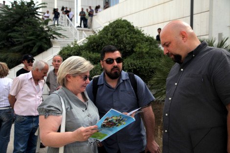 Ενώπιον των ανακριτριών για τρίτη φορά η βουλευτής της Χρυσής Αυγής Ελένη Ζαρούλια [εικόνες] | iefimerida.gr 2