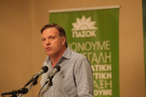 Εγκρίθηκε κατά πλειοψηφία η εισήγηση του Πολιτικού Συμβουλίου του ΠΑΣΟΚ [εικόνες] | iefimerida.gr 4