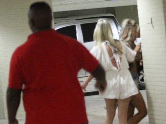 Eπιασαν... στα πράσα τον Νεϊμάρ οι παπαράτσι [εικόνες] | iefimerida.gr 0