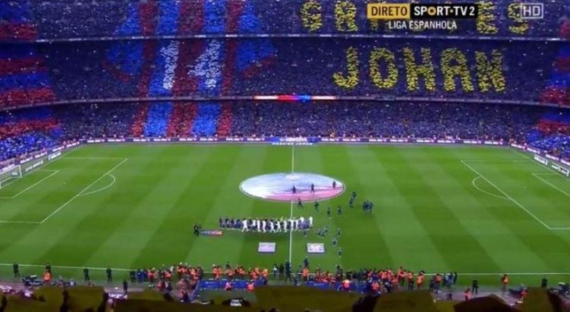 Απίστευτες στιγμές στο «Καμπ Νου» για τον Κρόιφ – Κορεό  με «ευχαριστώ» [εικόνες&βίντεο] | iefimerida.gr 0