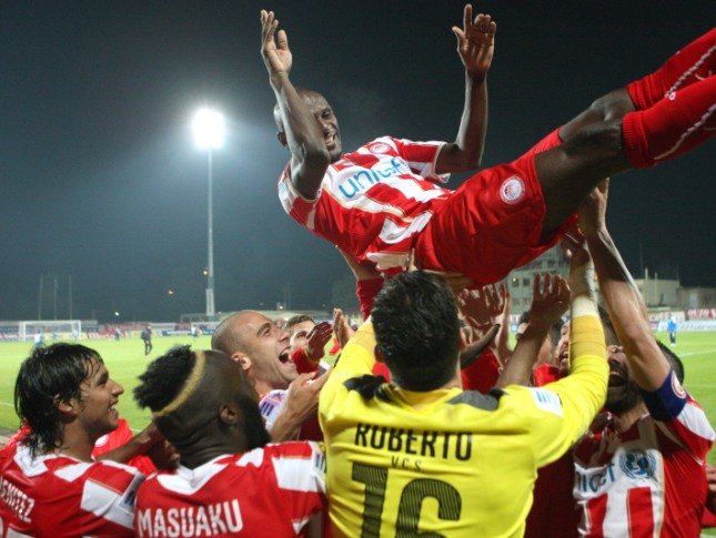 Αποθέωση στον Αμπιντάλ στην Μυτιλήνη [εικόνες] | iefimerida.gr 0