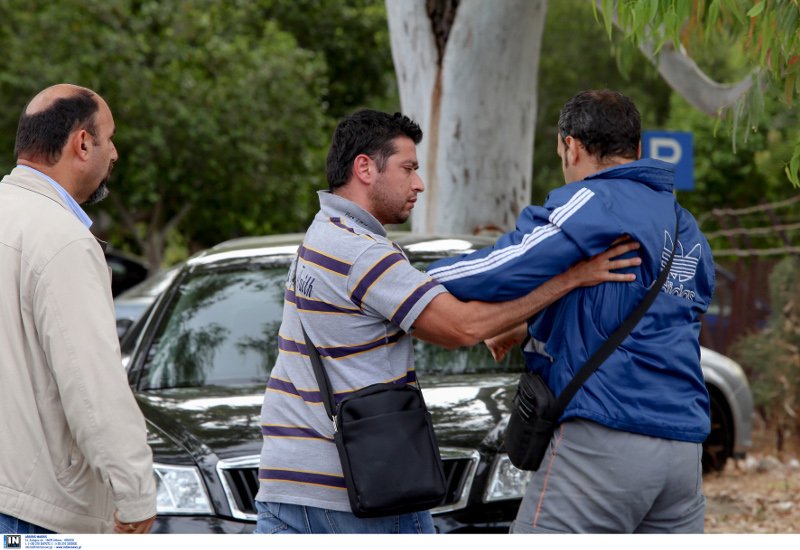 Οπλισμένος άνδρας κατέλαβε τα γραφεία του ΟΚΑΝΑ στη Σούδα Χανίων -Ανταλλαγή πυροβολισμών με αστυνομικούς [εικόνες] | iefimerida.gr 3